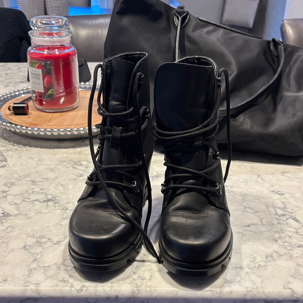 Elegant Black Ankle Boots for Women